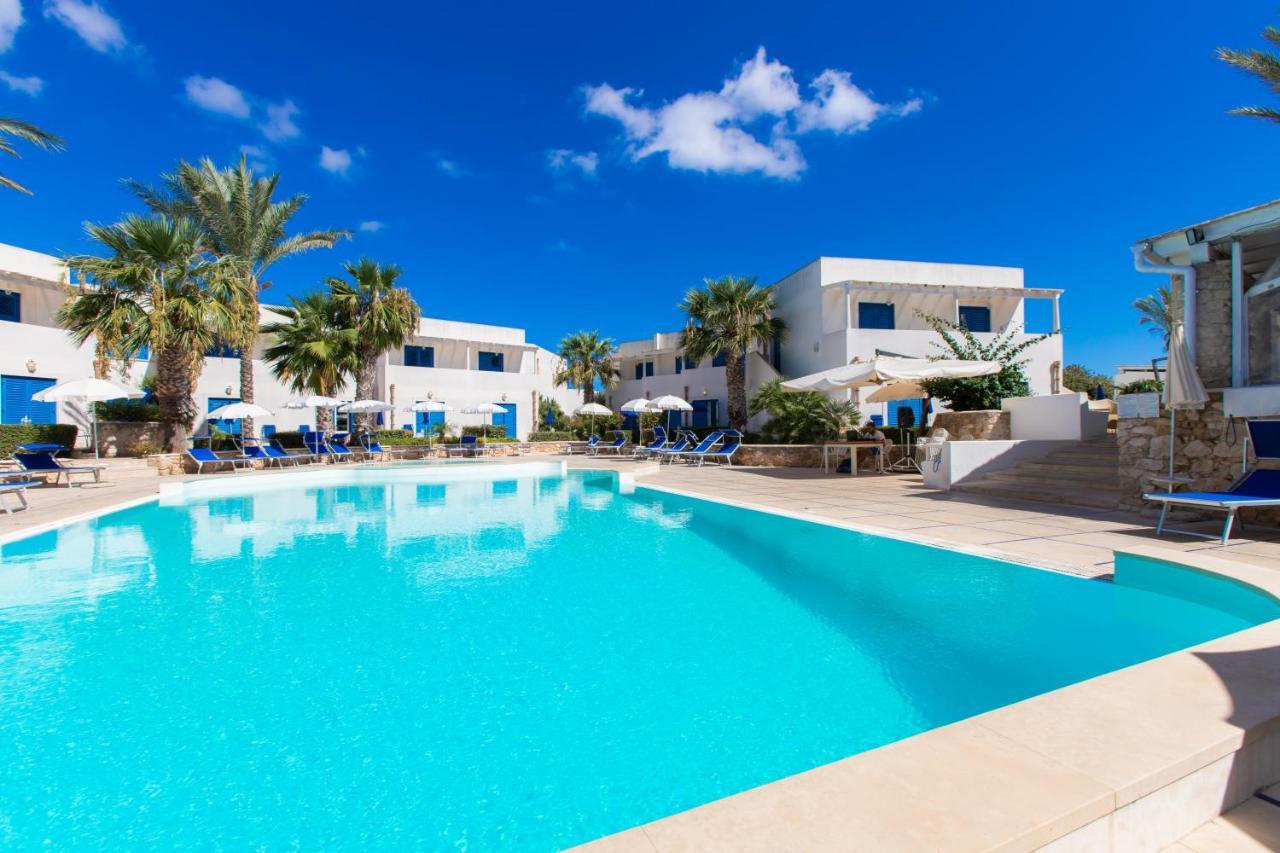 Resort Cala La Luna Favignana Bagian luar foto