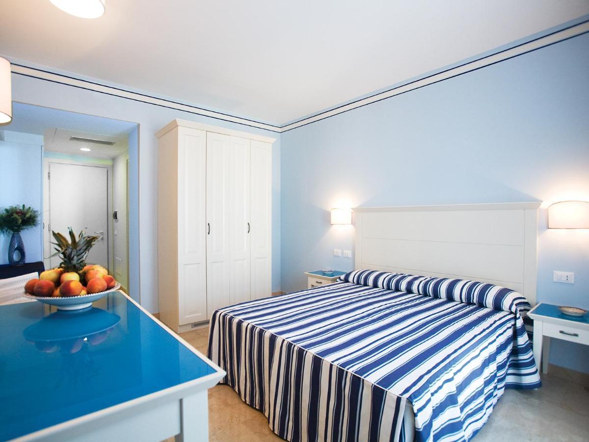 Resort Cala La Luna Favignana Bagian luar foto